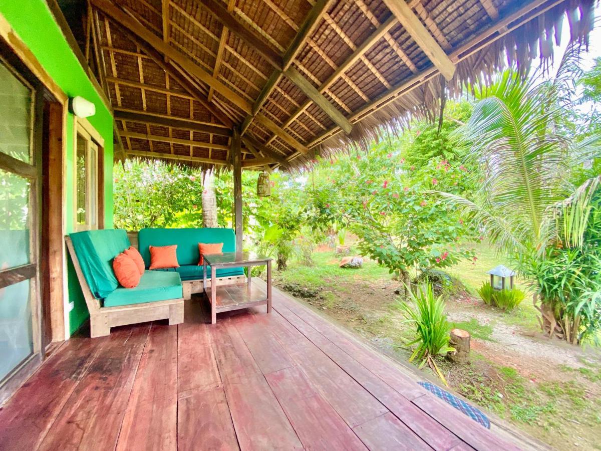Emerald House Village General Luna (Surigao del Norte) Exterior foto