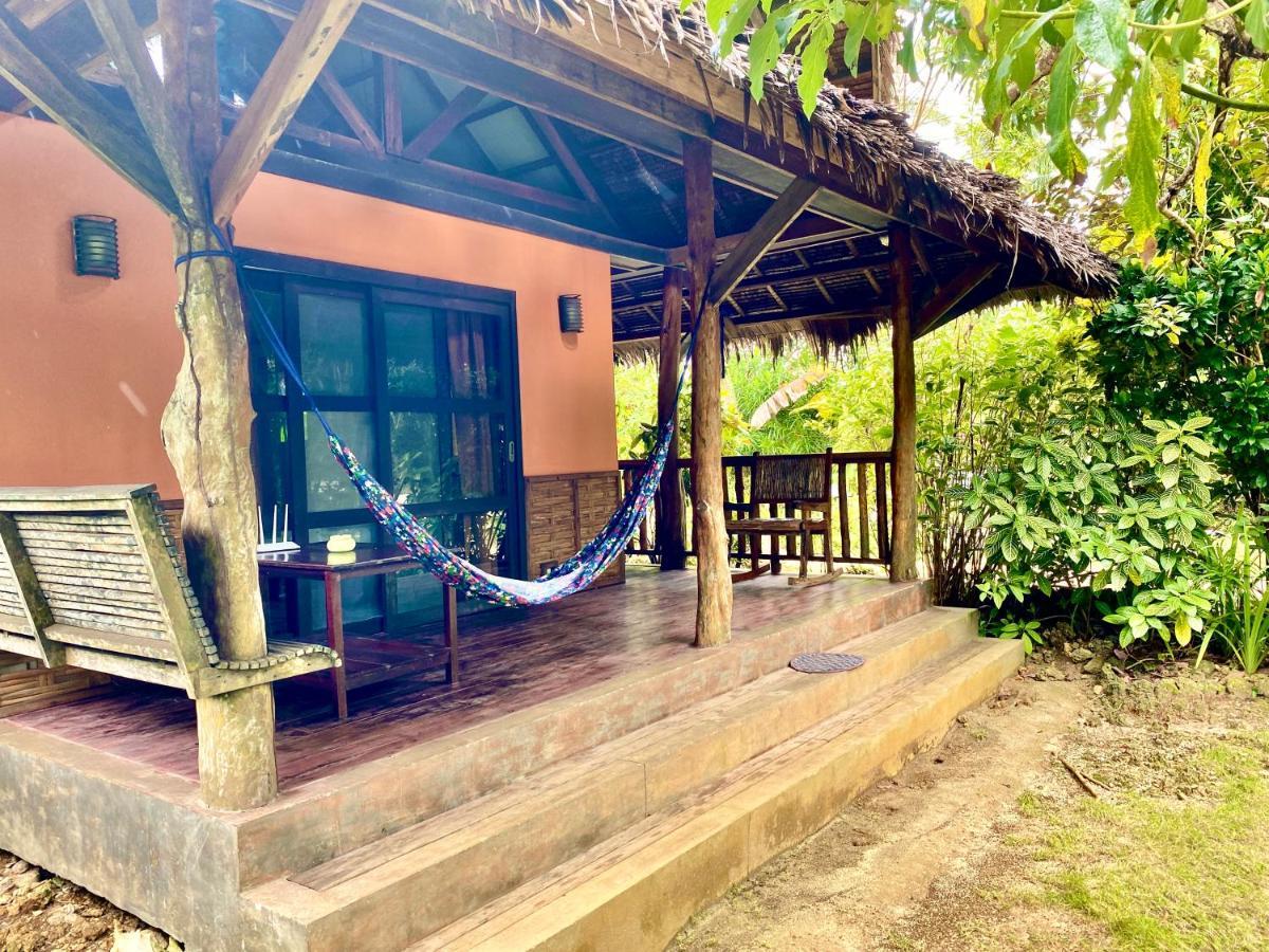 Emerald House Village General Luna (Surigao del Norte) Exterior foto