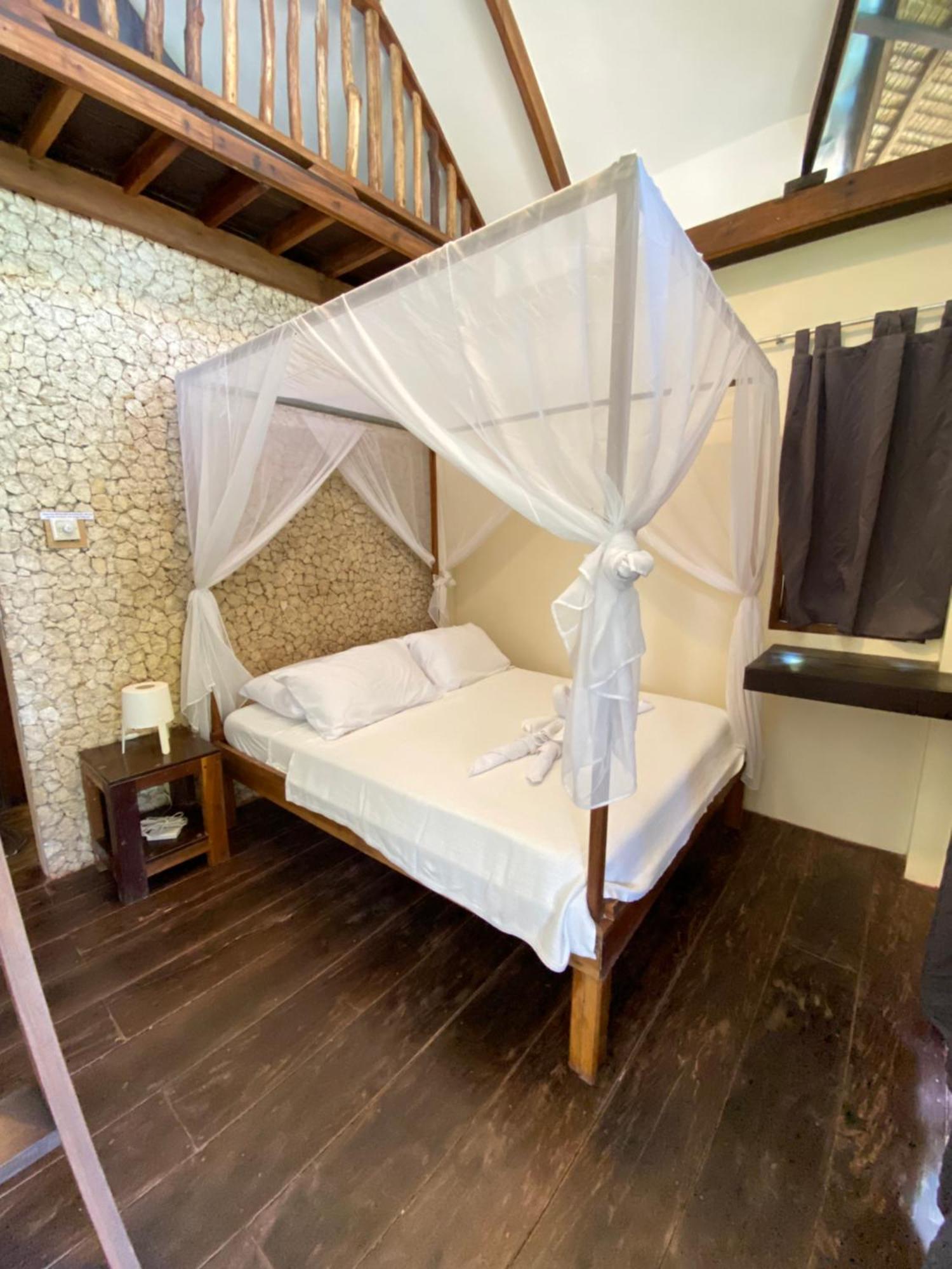 Emerald House Village General Luna (Surigao del Norte) Exterior foto